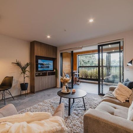 The Hagley Park Stunna Apartment Christchurch Exterior photo