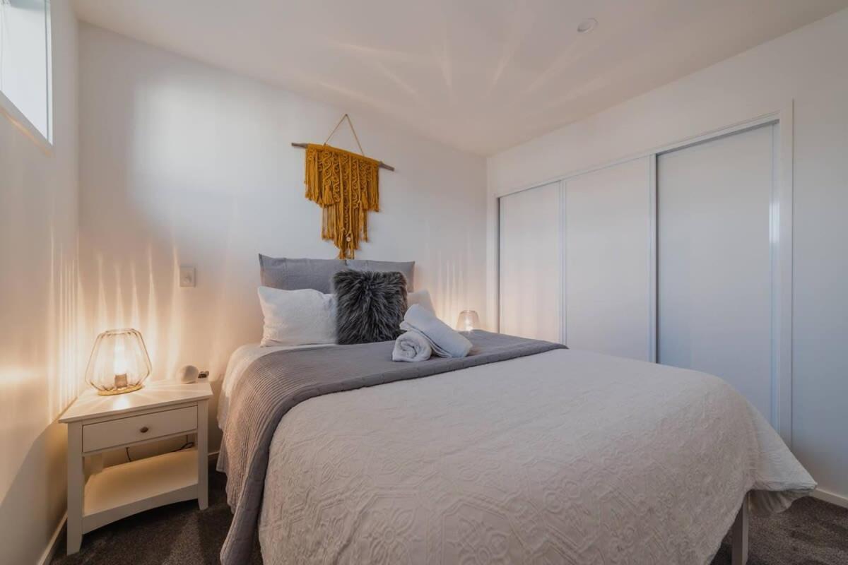 The Hagley Park Stunna Apartment Christchurch Exterior photo